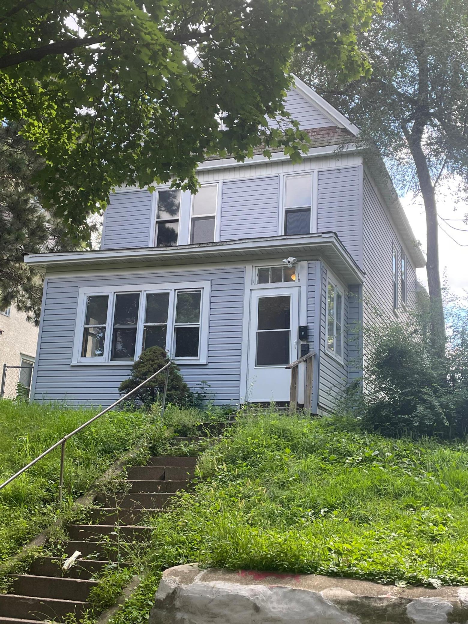 View of Residential Income at 818 Edmund Avenue, Saint Paul MN 55104, Saint Paul - Mike Wilen | Minnesota Team Real Estate