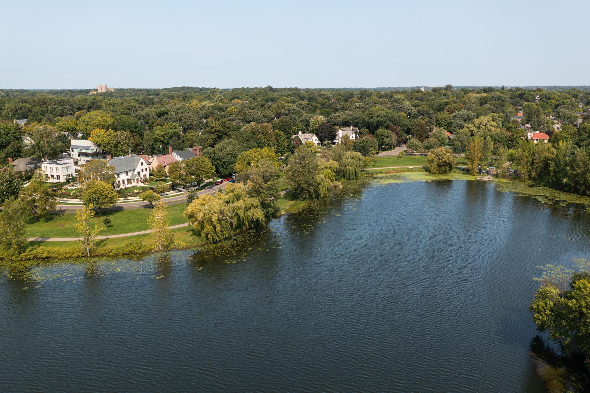 View of Residential at 2400 Lake Of The Isles Parkway, Minneapolis MN 55405, Minneapolis (57 of 65) - Mike Wilen | Minnesota Team Real Estate
