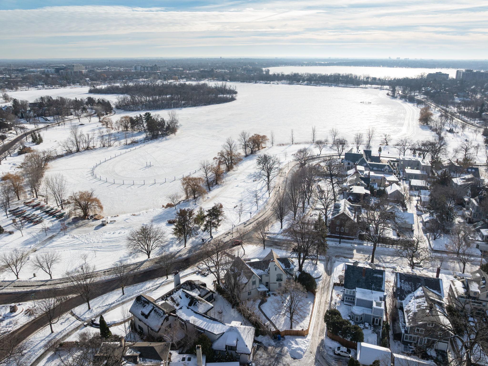 View of Residential at 2400 Lake Of The Isles Parkway, Minneapolis MN 55405, Minneapolis (64 of 65) - Mike Wilen | Minnesota Team Real Estate