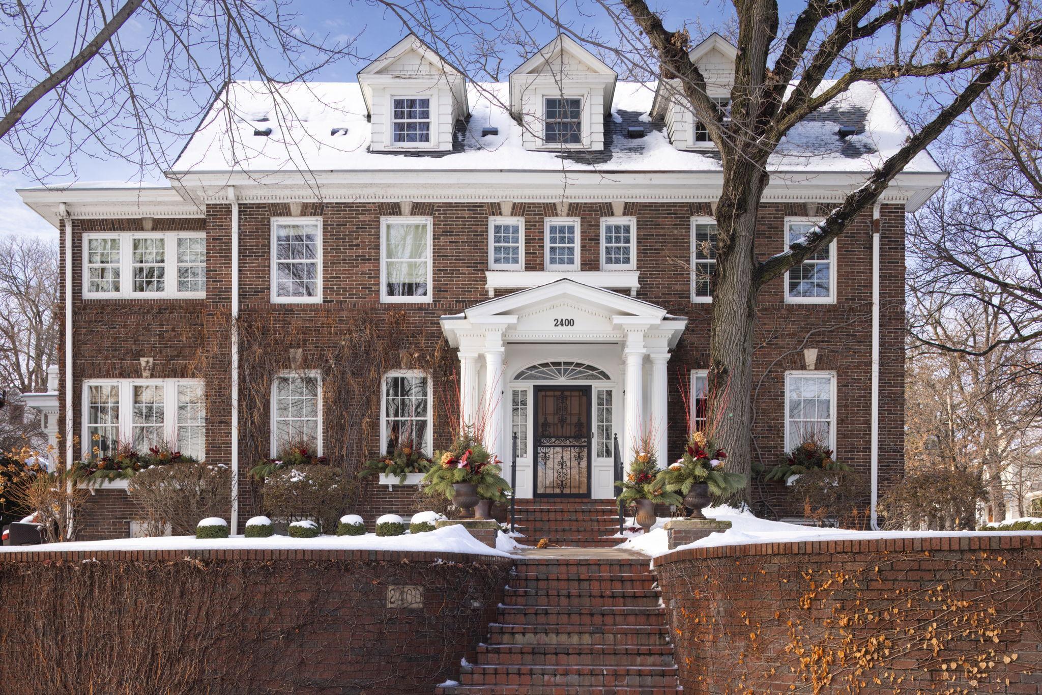 View of Residential at 2400 Lake Of The Isles Parkway, Minneapolis MN 55405, Minneapolis (60 of 65) - Mike Wilen | Minnesota Team Real Estate