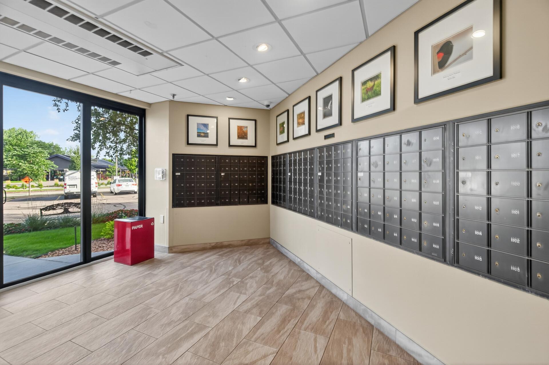 View of Residential at 6615 Lake Shore Drive #302, Richfield MN 55423, Richfield (21 of 31) - Mike Wilen | Minnesota Team Real Estate