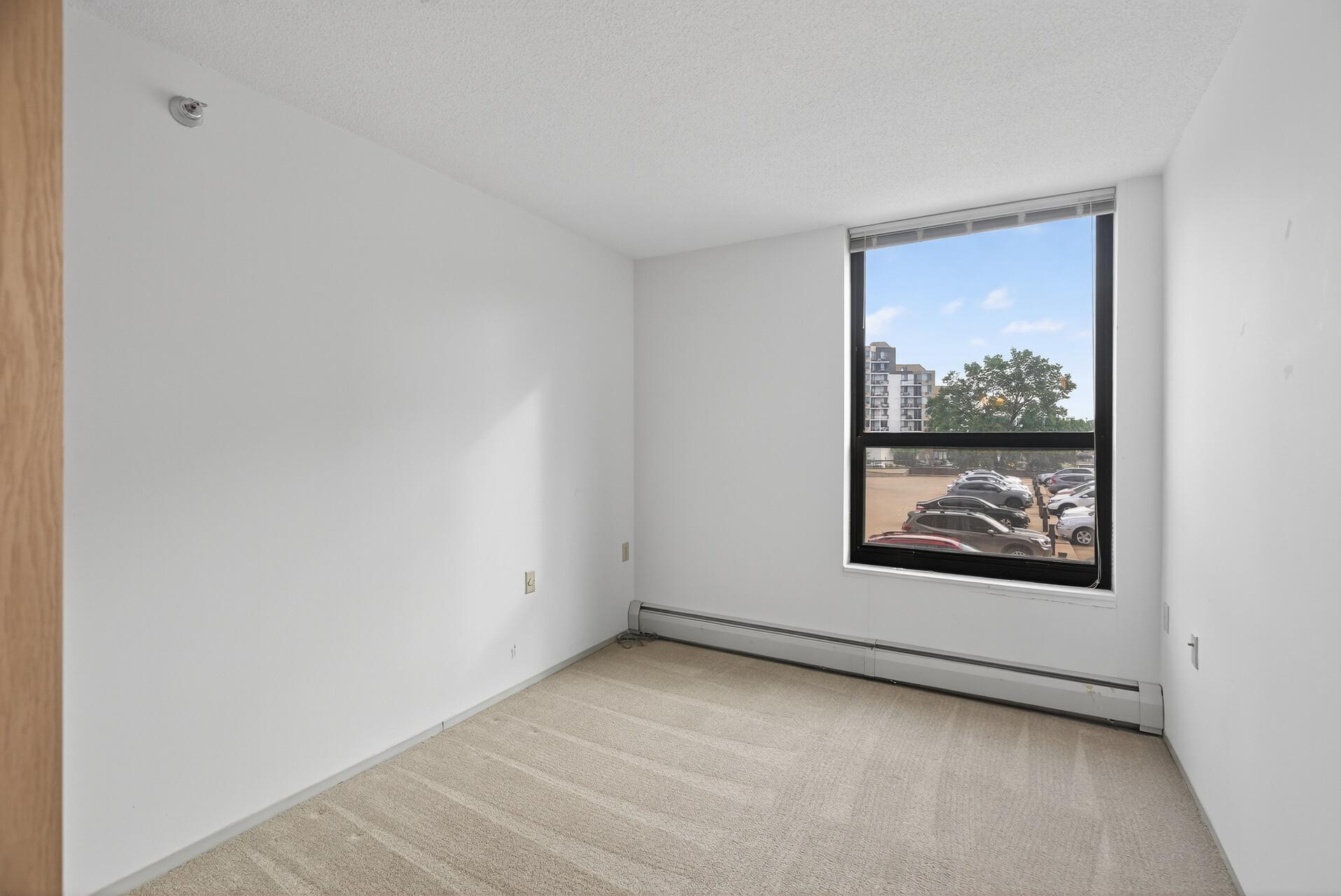 View of Residential at 6615 Lake Shore Drive #302, Richfield MN 55423, Richfield (16 of 31) - Mike Wilen | Minnesota Team Real Estate