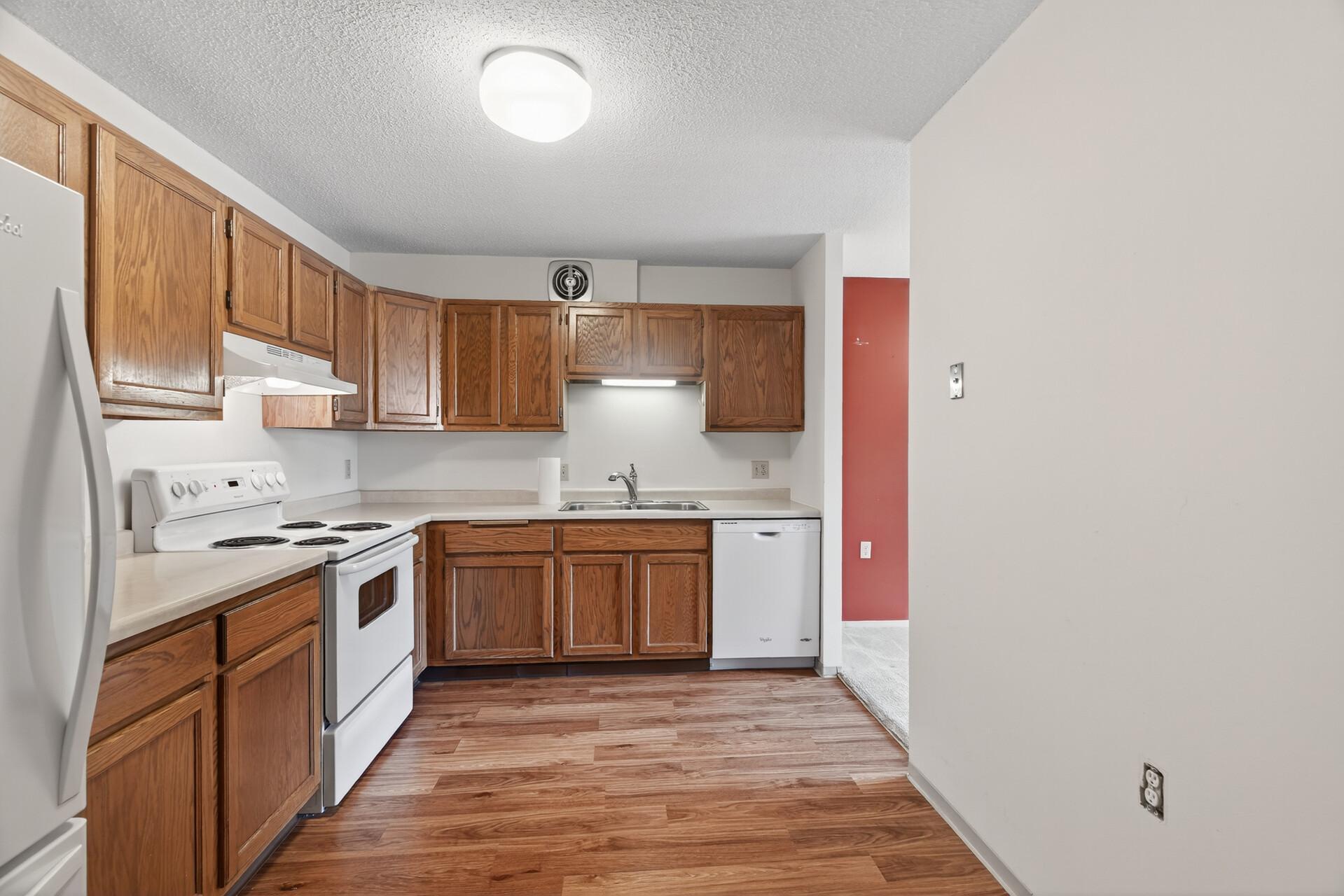 View of Residential at 6615 Lake Shore Drive #302, Richfield MN 55423, Richfield (11 of 31) - Mike Wilen | Minnesota Team Real Estate