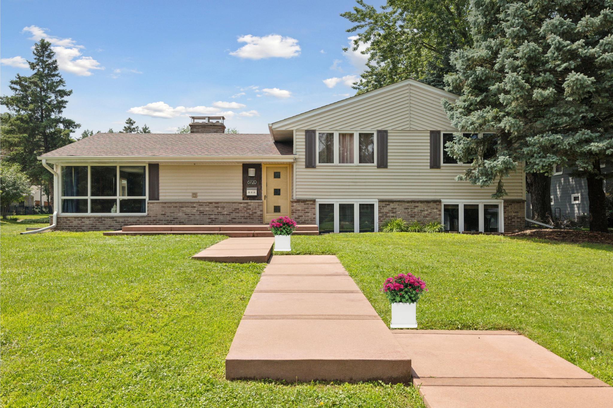 View of Residential at 6720 Limerick Lane, Edina MN 55439, Edina - Mike Wilen | Minnesota Team Real Estate