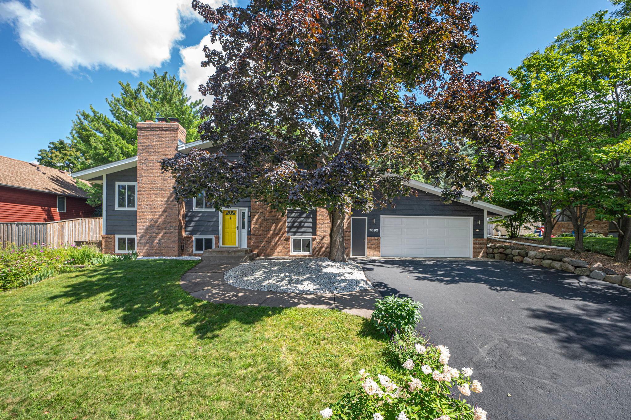 View of Residential at 7892 Kingsview Lane, Maple Grove MN 55311, Maple Grove - Mike Wilen | Minnesota Team Real Estate