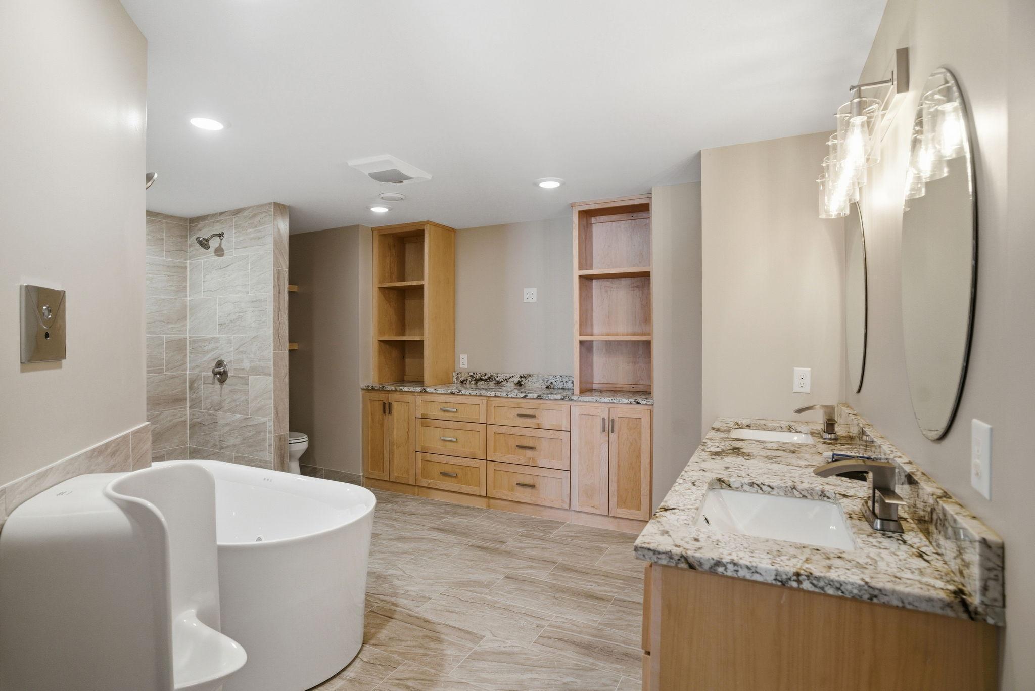 View of Residential at 1162 Lakewood Drive, Maplewood MN 55119, Maplewood (68 of 98) - Mike Wilen | Minnesota Team Real Estate