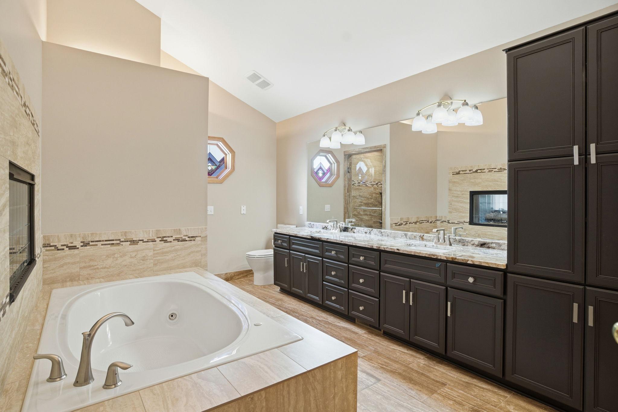 View of Residential at 1162 Lakewood Drive, Maplewood MN 55119, Maplewood (45 of 98) - Mike Wilen | Minnesota Team Real Estate