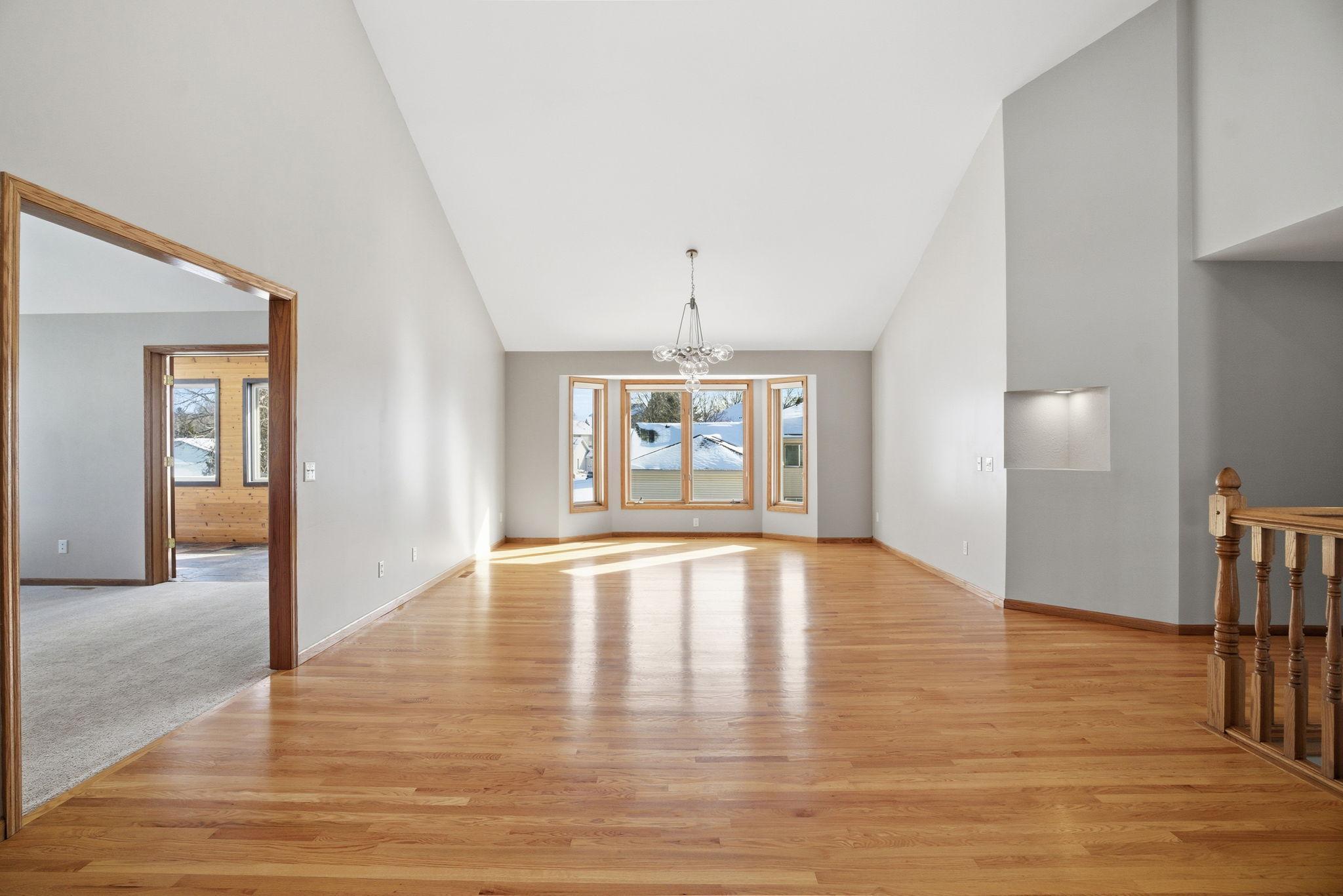 View of Residential at 1162 Lakewood Drive, Maplewood MN 55119, Maplewood (31 of 98) - Mike Wilen | Minnesota Team Real Estate