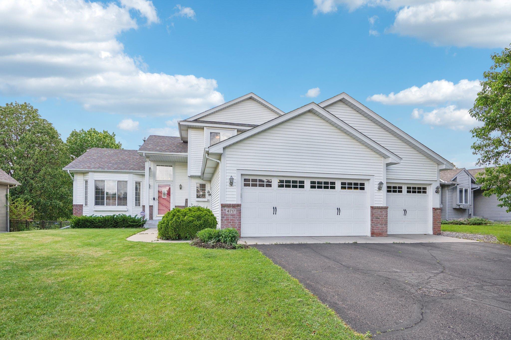 View of Residential at 4717 Oxborough Gardens, Brooklyn Park MN 55443, Brooklyn Park - Mike Wilen | Minnesota Team Real Estate