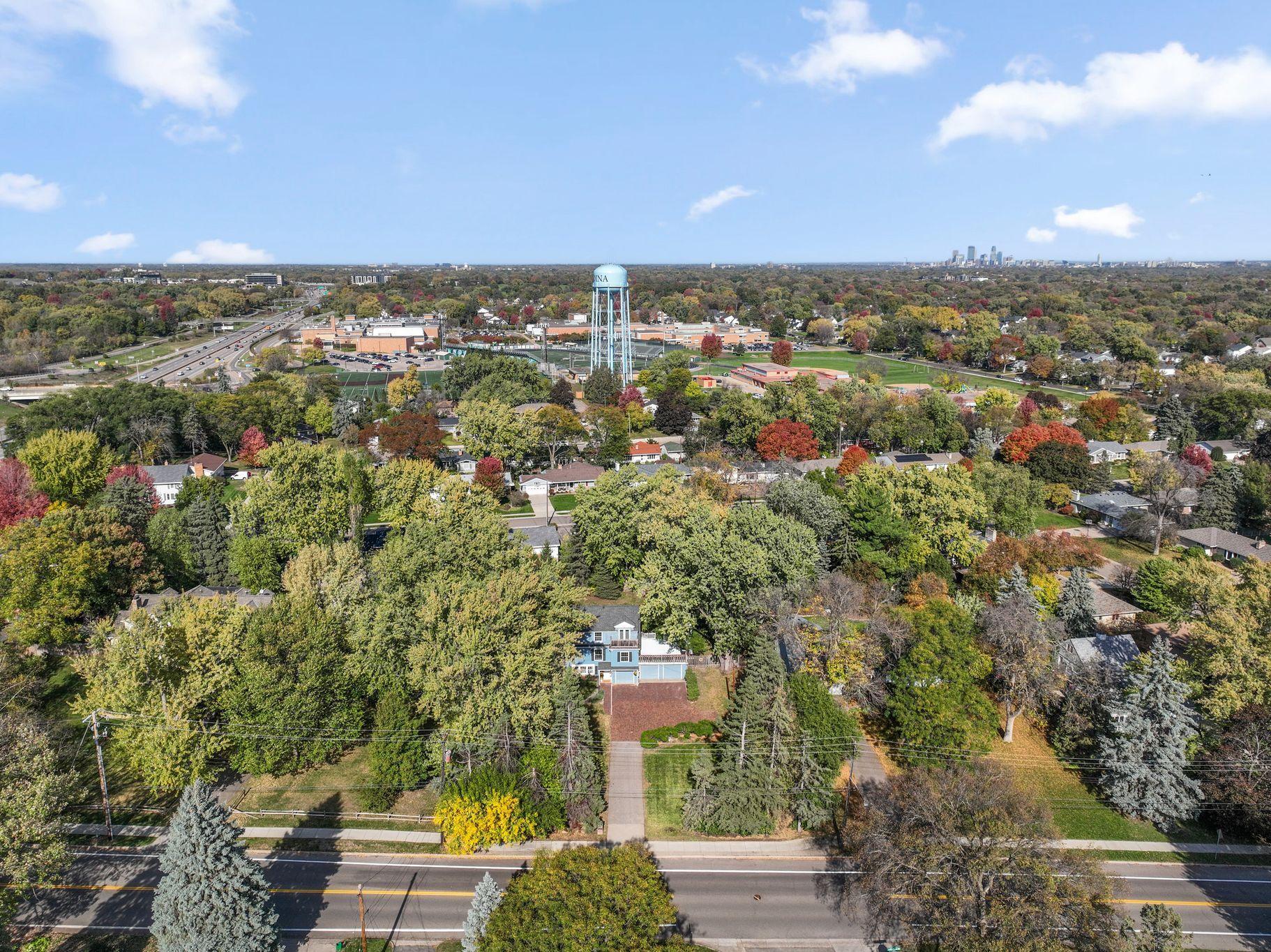 View of Residential at 4812 Valley View Road, Edina MN 55424, Edina (56 of 61) - Mike Wilen | Minnesota Team Real Estate