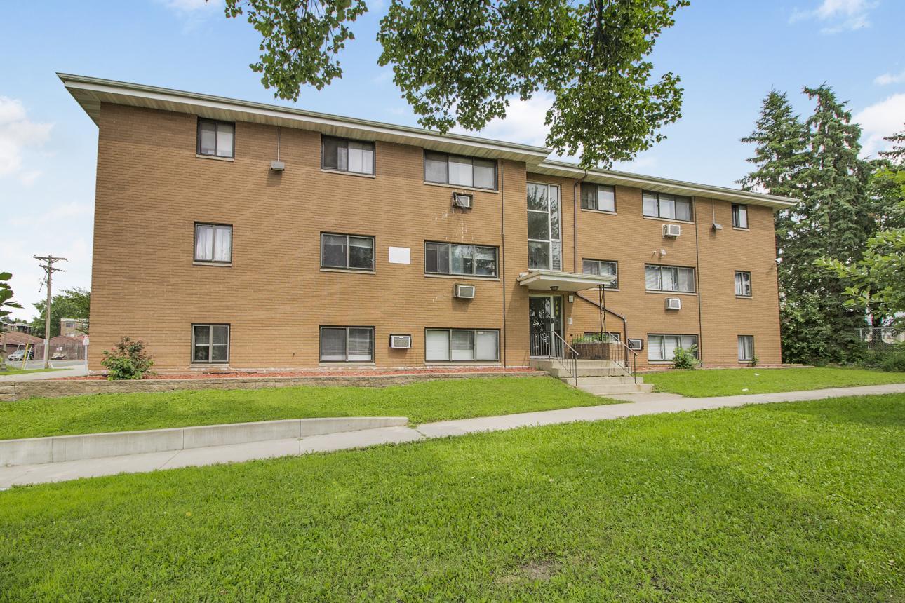View of Commercial Sale at 165 Wheelock Parkway, Saint Paul MN 55117, Saint Paul - Mike Wilen | Minnesota Team Real Estate
