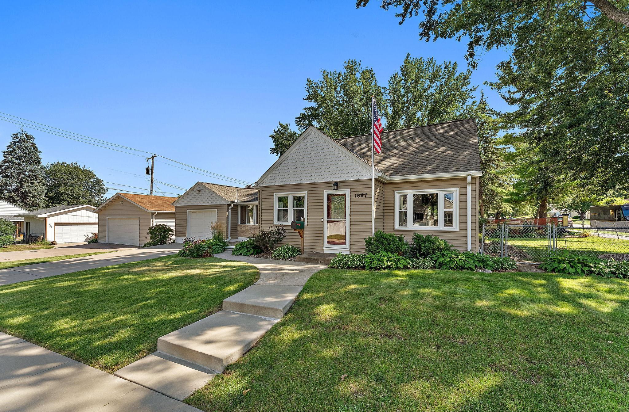View of Residential at 1697 Wentworth Avenue, South Saint Paul MN 55075, South Saint Paul - Mike Wilen | Minnesota Team Real Estate