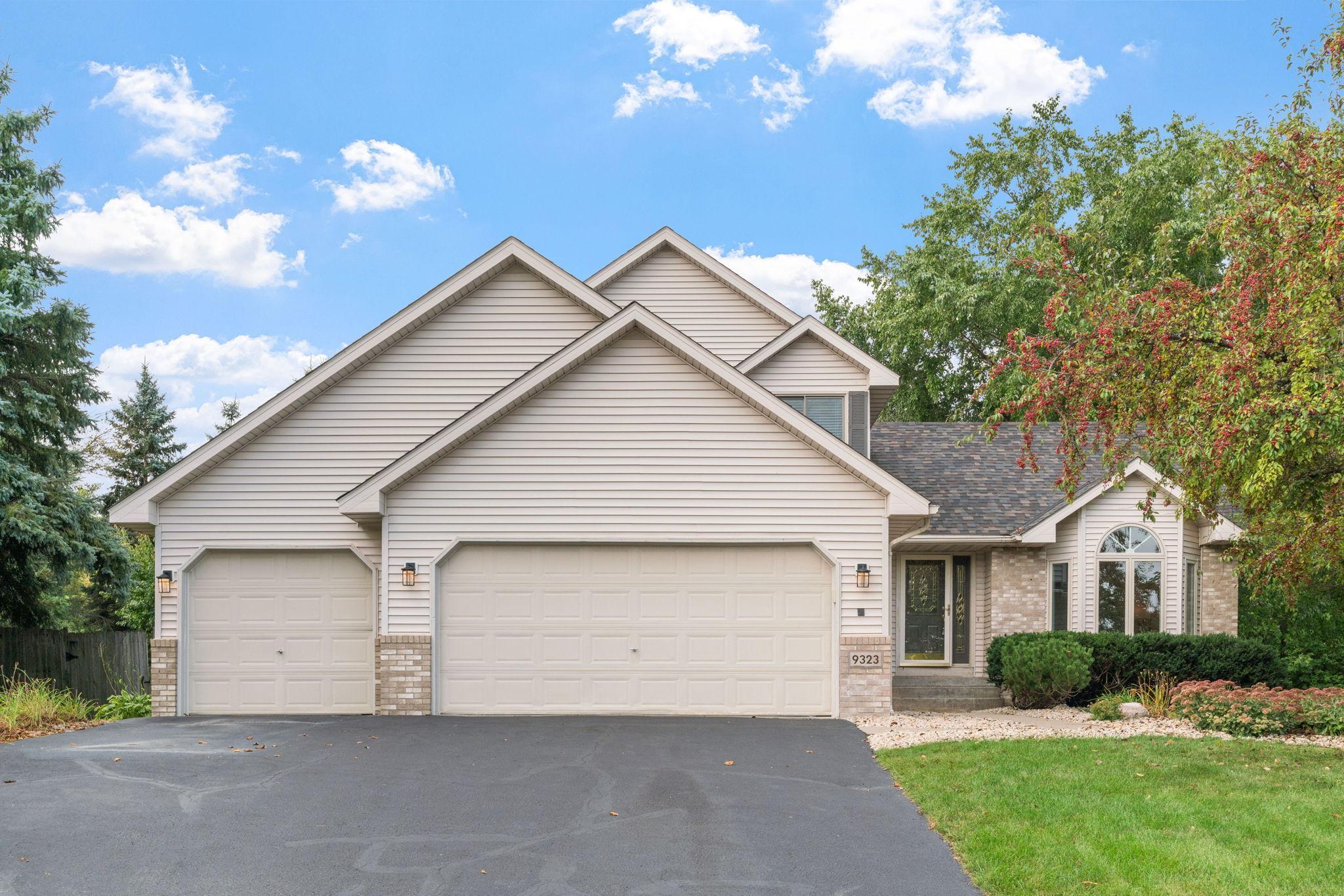 View of Residential at 9323 Kirkwood Lane, Maple Grove MN 55369, Maple Grove - Mike Wilen | Minnesota Team Real Estate