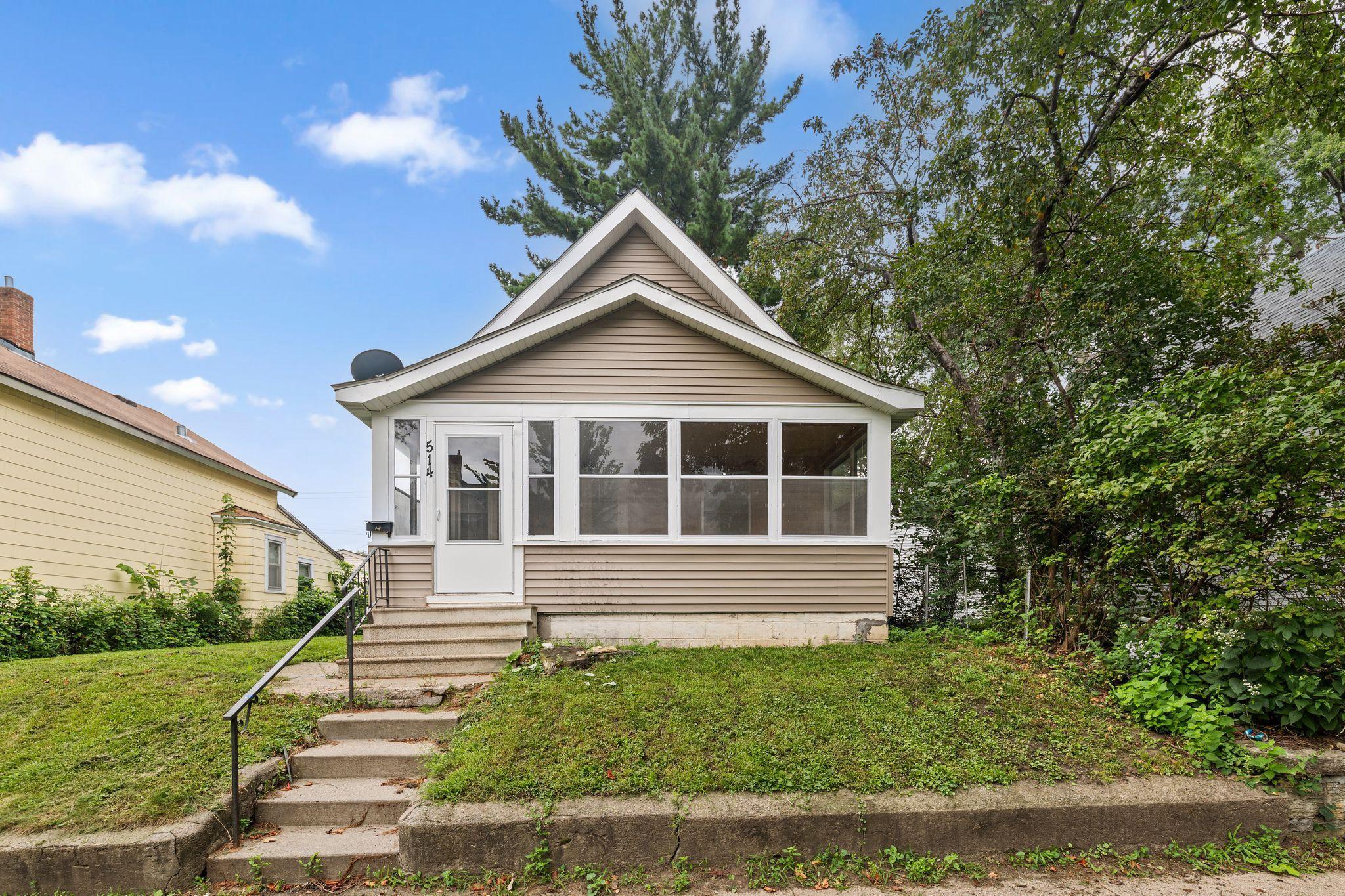 View of Residential at 514 Sherburne Avenue, Saint Paul MN 55103, Saint Paul - Mike Wilen | Minnesota Team Real Estate