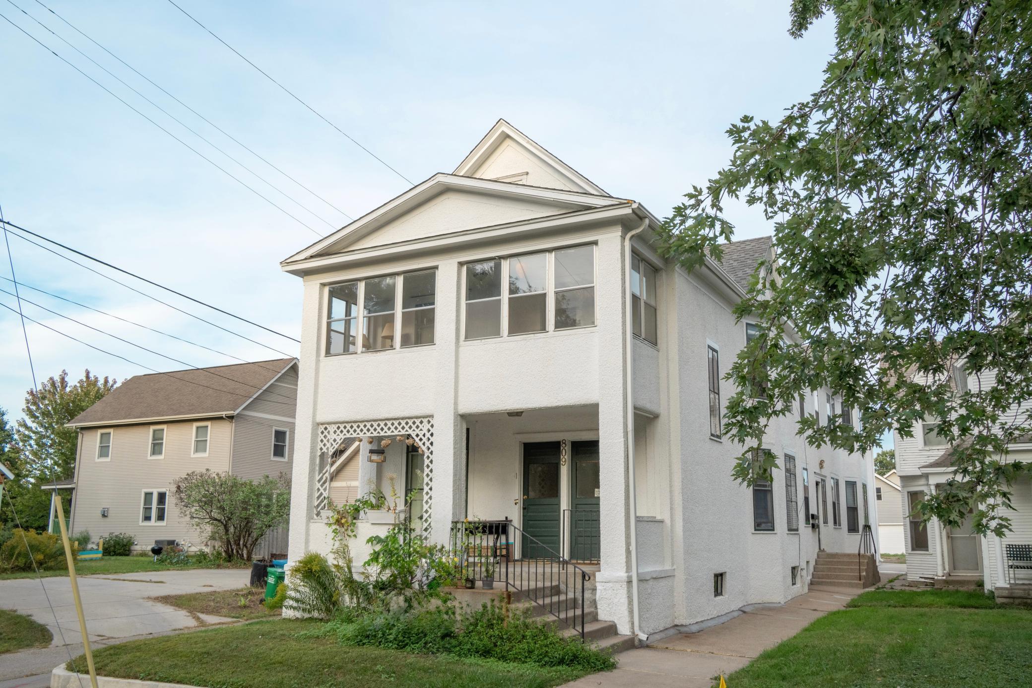 View of Residential Income at 809 27th Avenue, Minneapolis MN 55454, Minneapolis - Mike Wilen | Minnesota Team Real Estate
