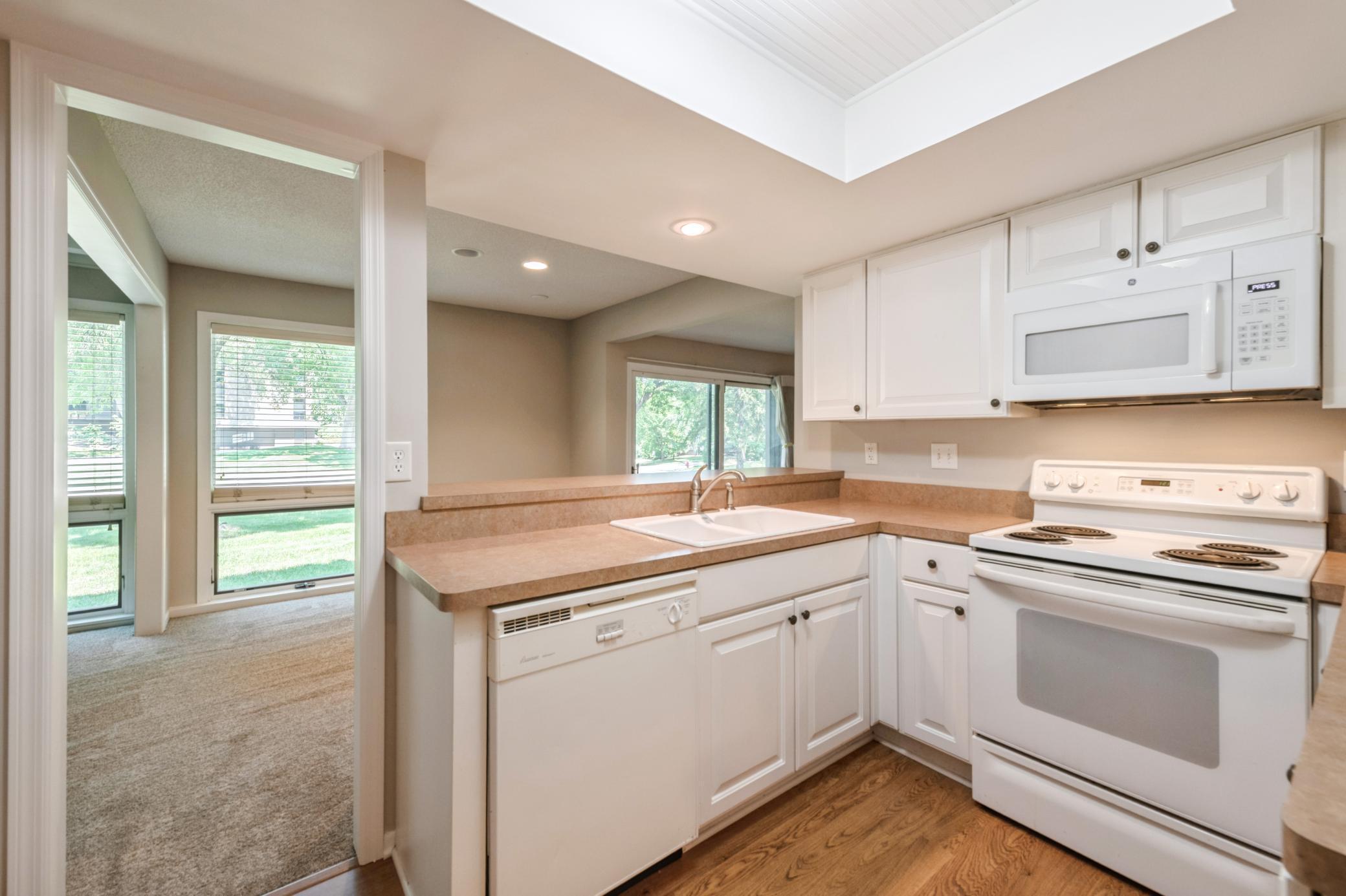 View of Residential at 6105 Lincoln Drive #130, Edina MN 55436, Edina (6 of 28) - Mike Wilen | Minnesota Team Real Estate
