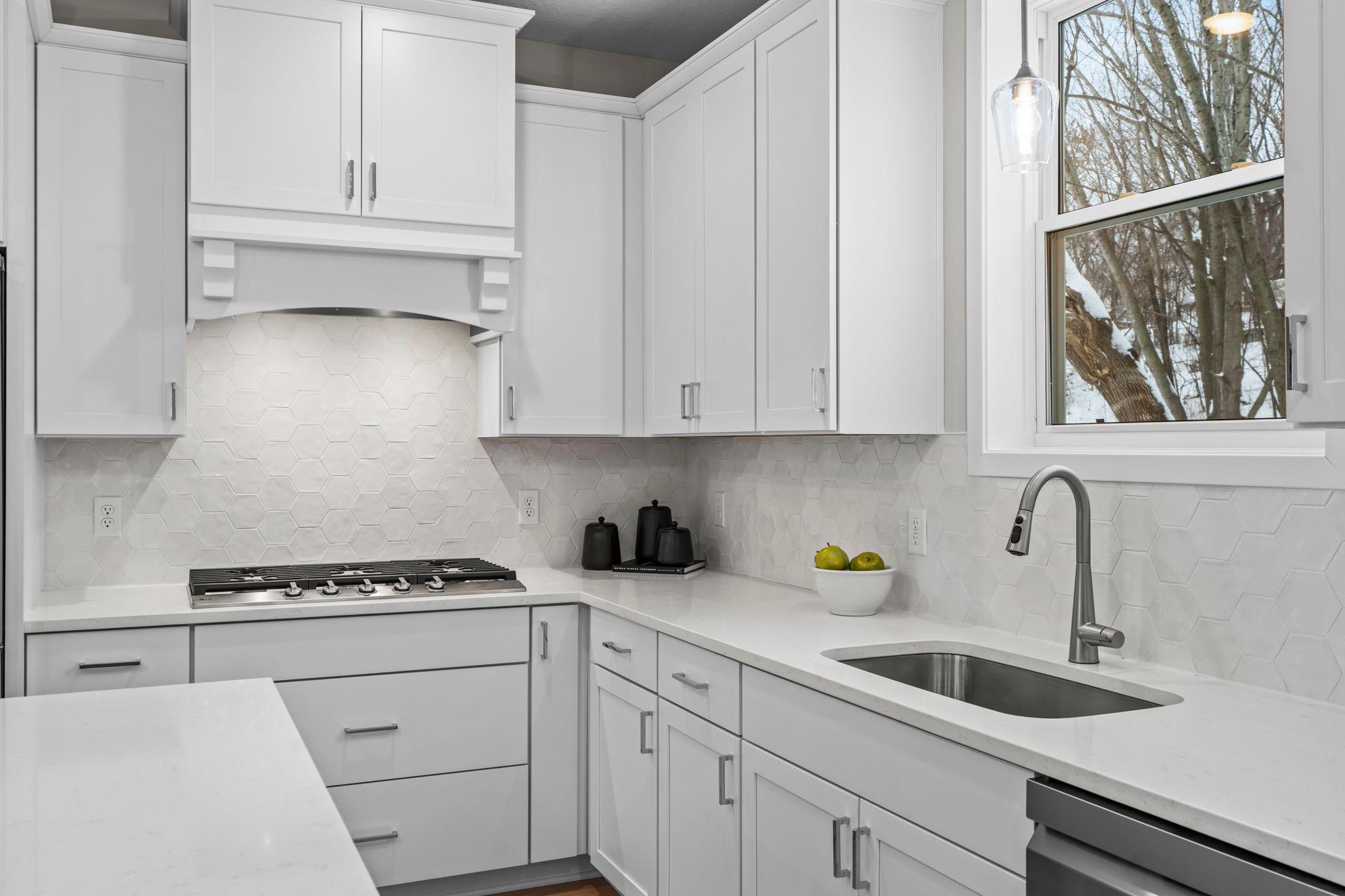 View of Residential at 2817 Victoria Street, Roseville MN 55113, Roseville (24 of 60) - Mike Wilen | Minnesota Team Real Estate