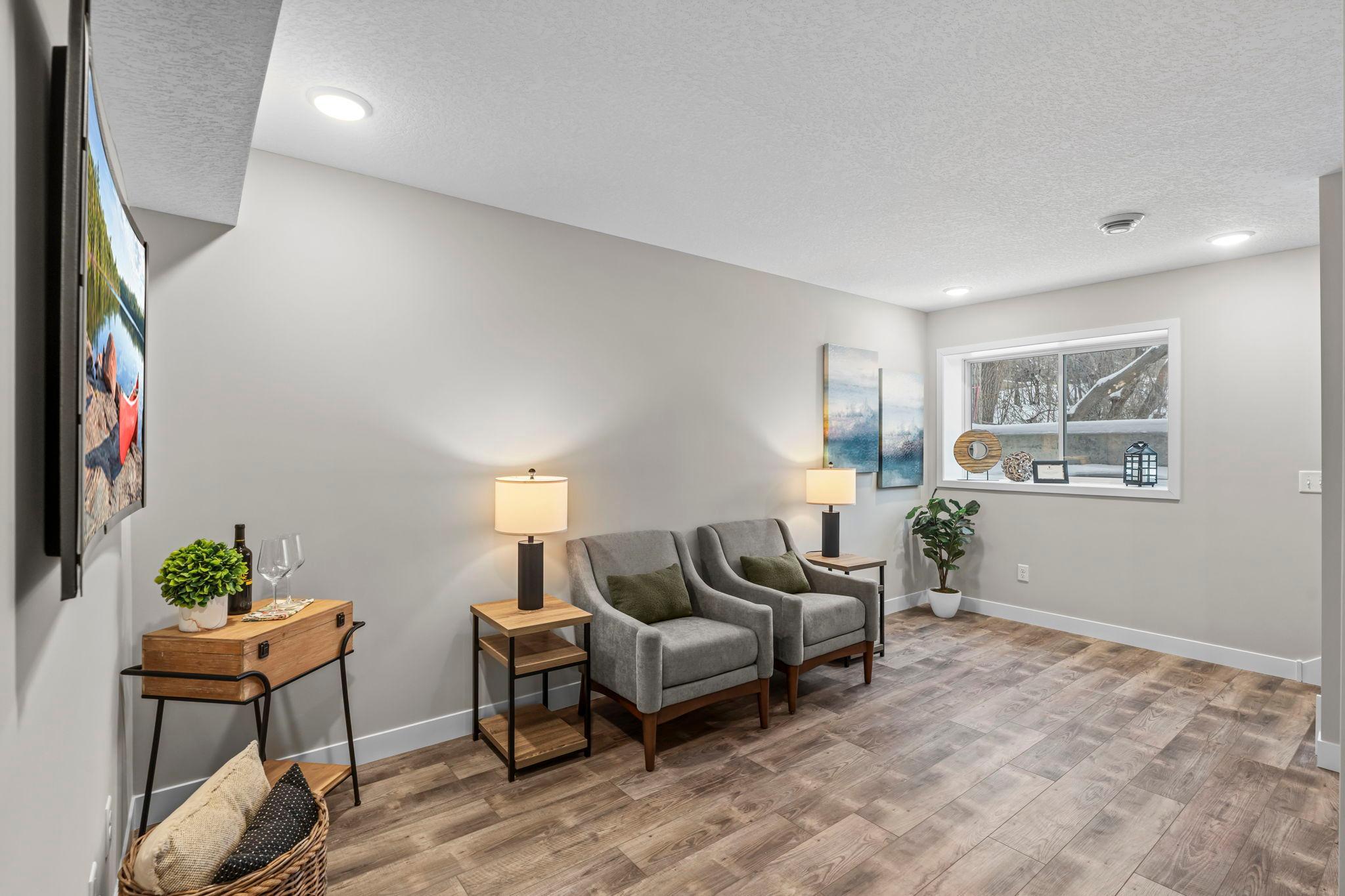 View of Residential at 2817 Victoria Street, Roseville MN 55113, Roseville (46 of 60) - Mike Wilen | Minnesota Team Real Estate
