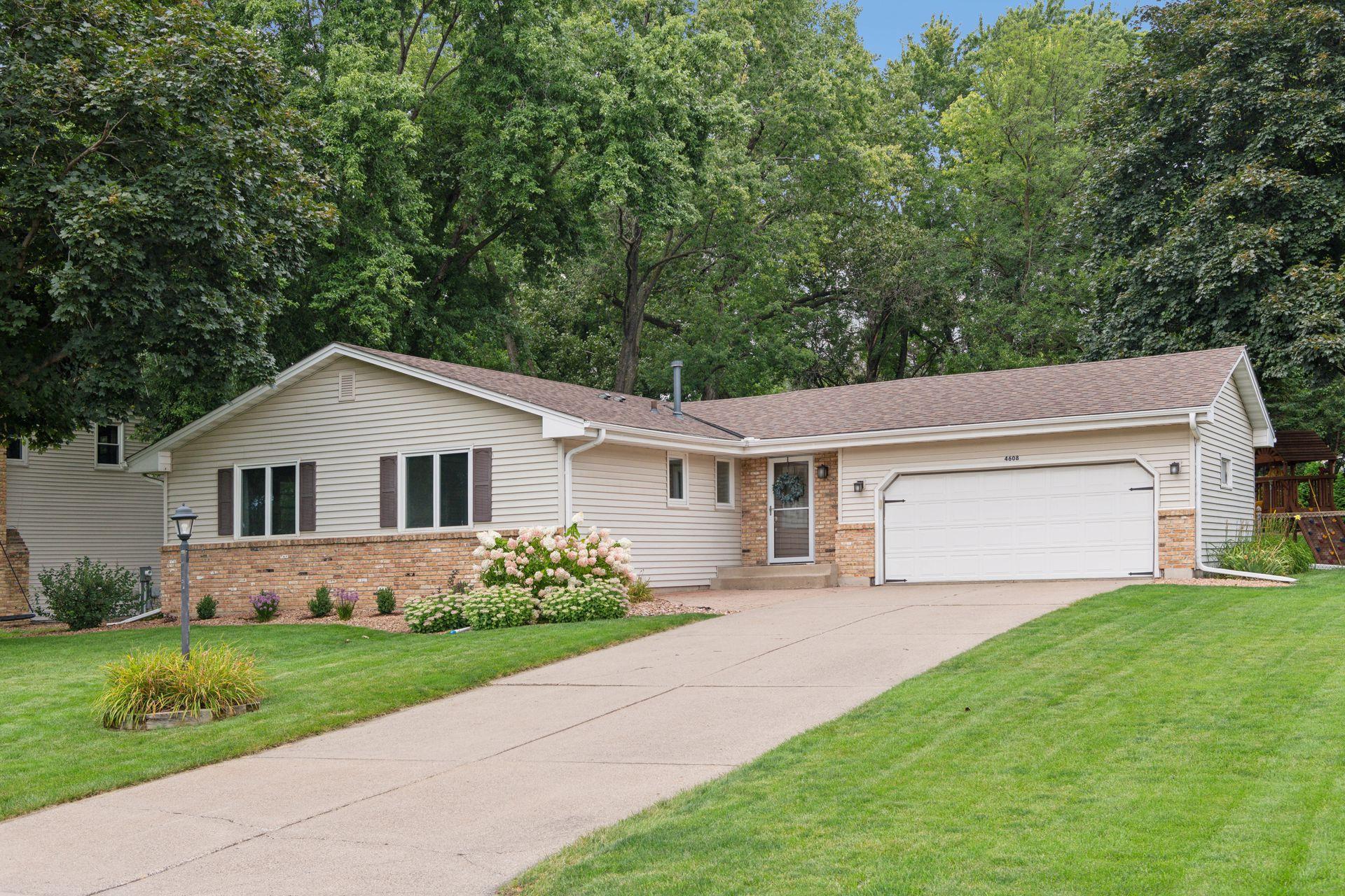 View of Residential at 4608 Normandale Hglds Drive, Bloomington MN 55437, Bloomington - Mike Wilen | Minnesota Team Real Estate