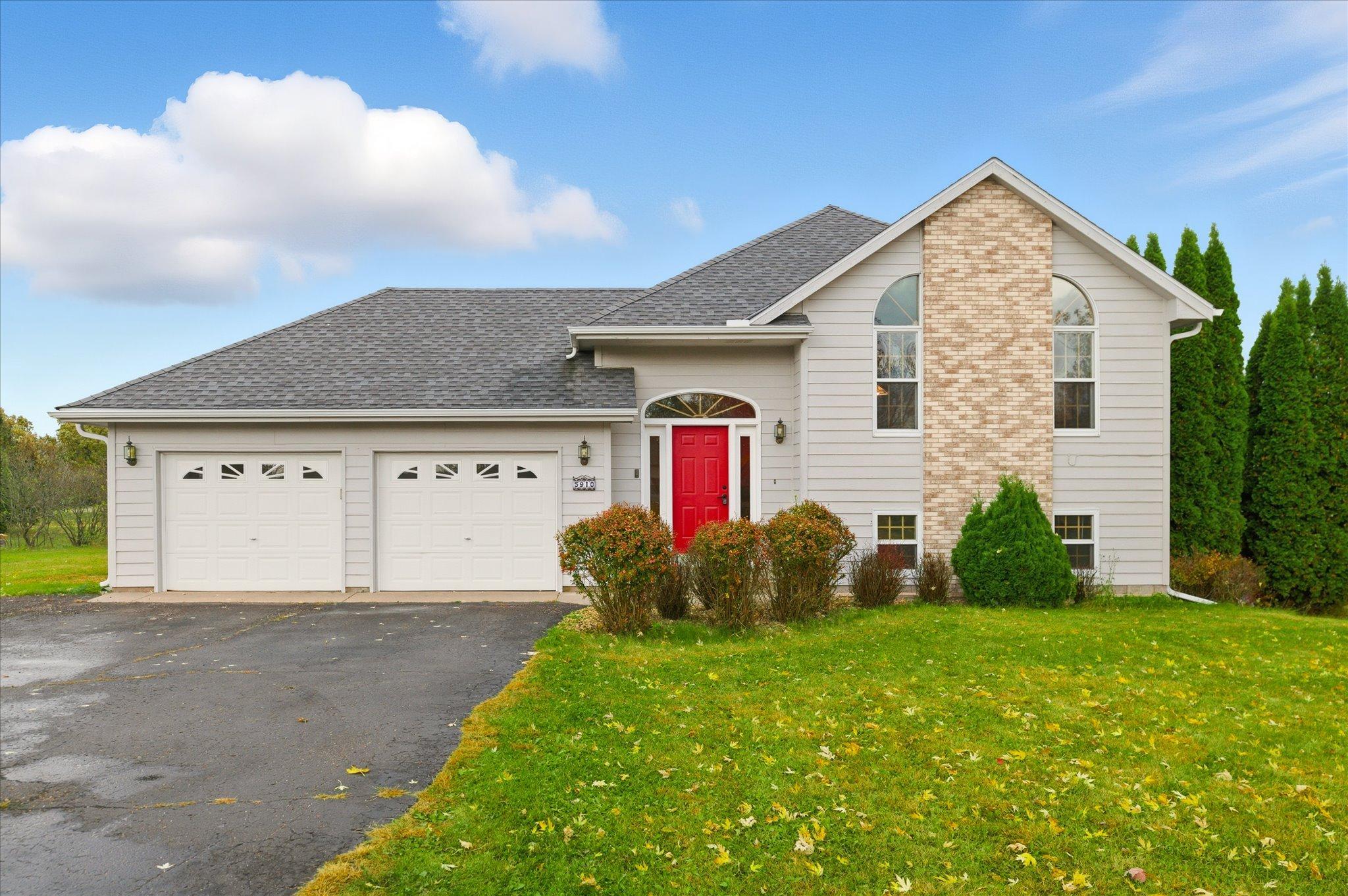View of Residential at 5910 Canterbury Avenue, Buffalo MN 55313, Buffalo - Mike Wilen | Minnesota Team Real Estate