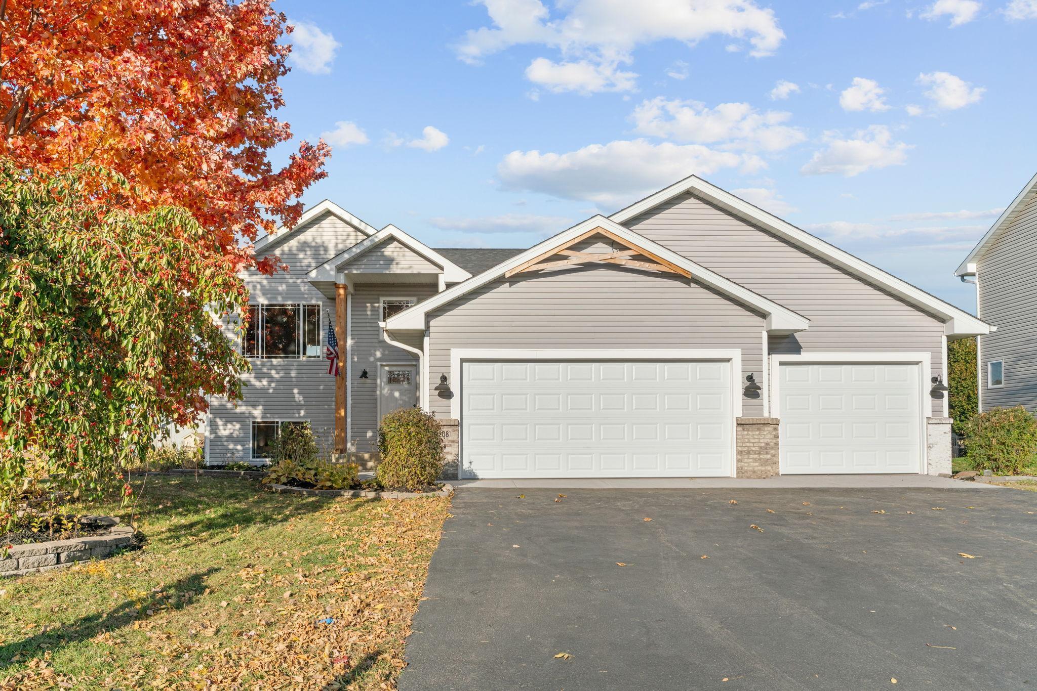 View of Residential at 10208 46th Street, Saint Michael MN 55376, Saint Michael - Mike Wilen | Minnesota Team Real Estate