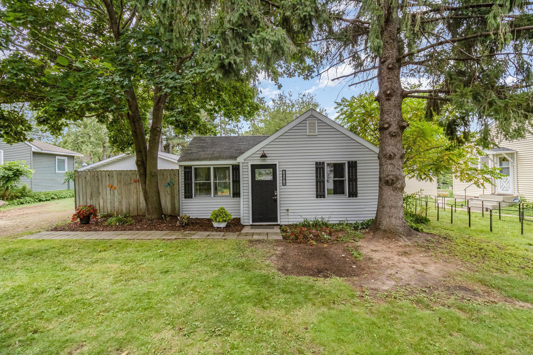 View of Residential at 2092 Shryer Avenue, North Saint Paul MN 55109, North Saint Paul - Mike Wilen | Minnesota Team Real Estate