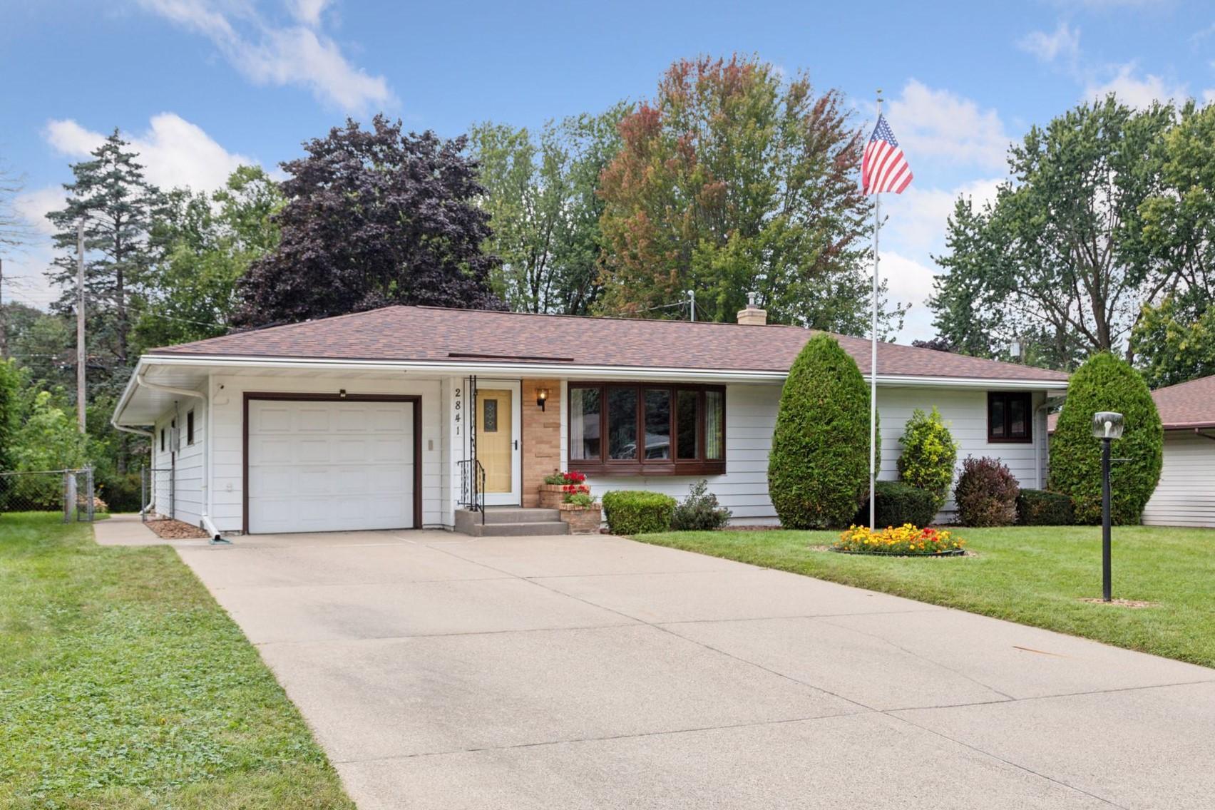 View of Residential at 2841 Galtier Street, Roseville MN 55113, Roseville - Mike Wilen | Minnesota Team Real Estate
