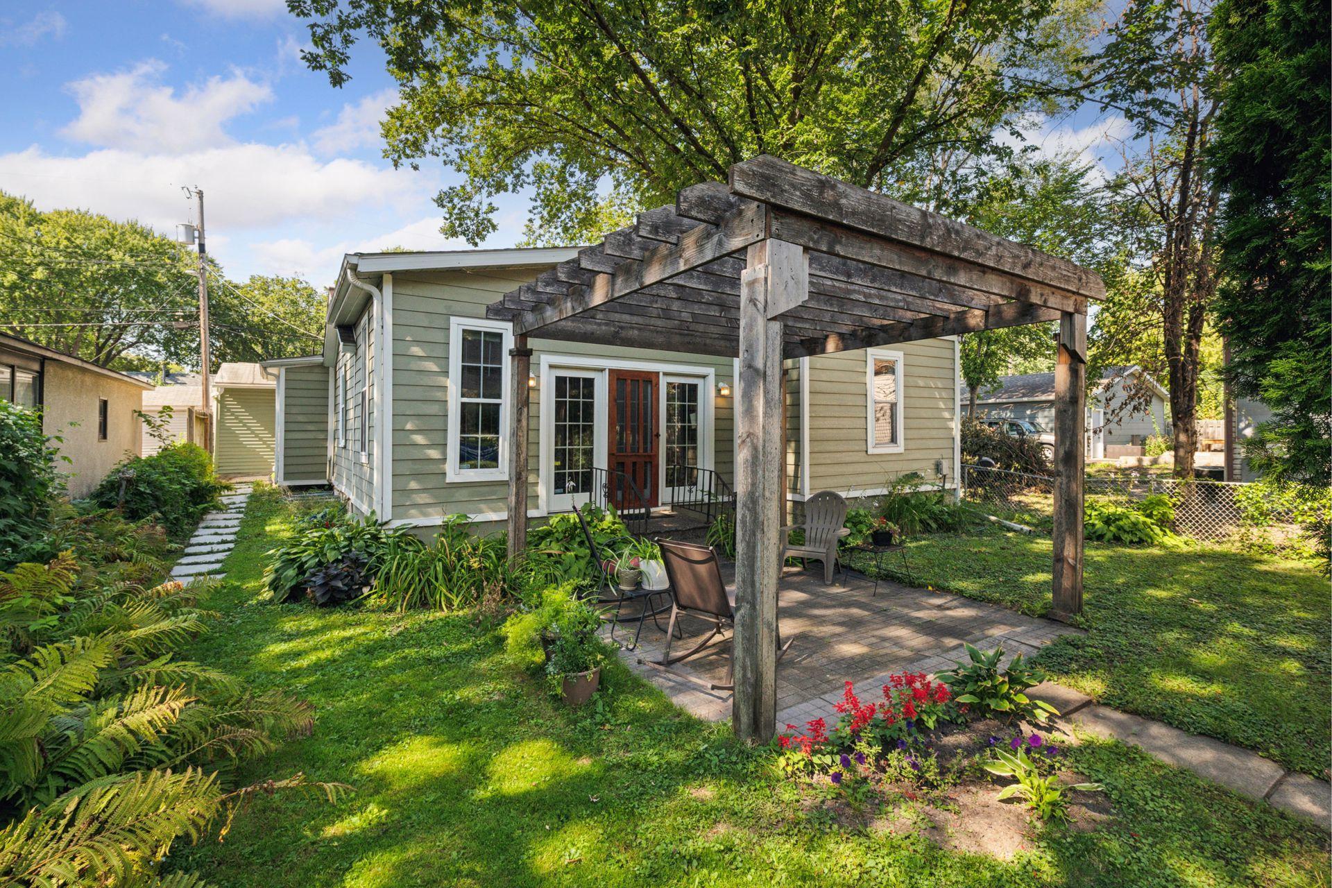 View of Single Family at 5512 32nd Avenue, Minneapolis - Mike Wilen | Minnesota Team Real Estate
