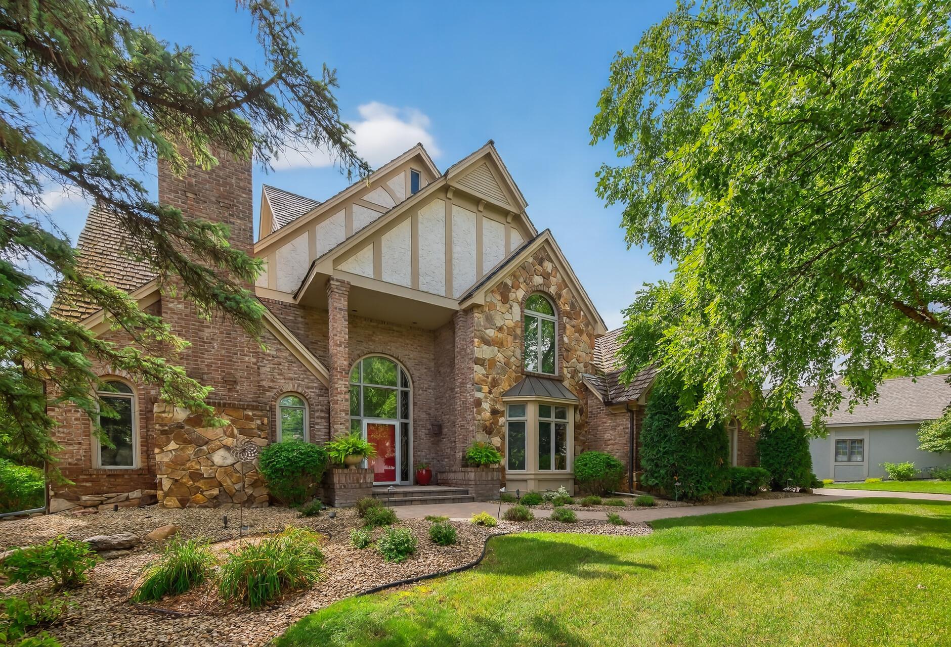 View of Residential at 6993 Kenmare Drive, Bloomington MN 55438, Bloomington - Mike Wilen | Minnesota Team Real Estate