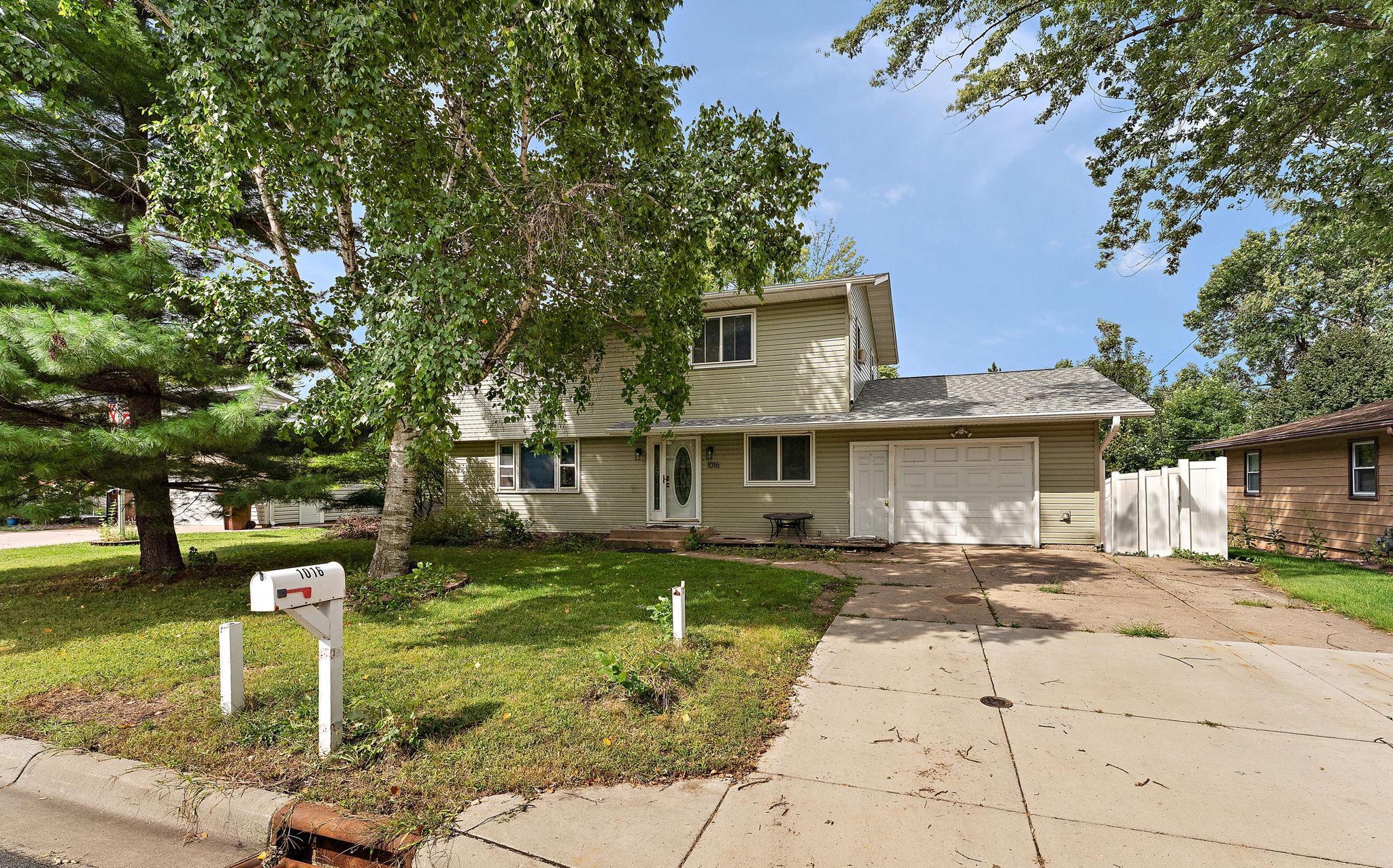 View of Residential at 1016 15th Street, Hastings MN 55033, Hastings - Mike Wilen | Minnesota Team Real Estate