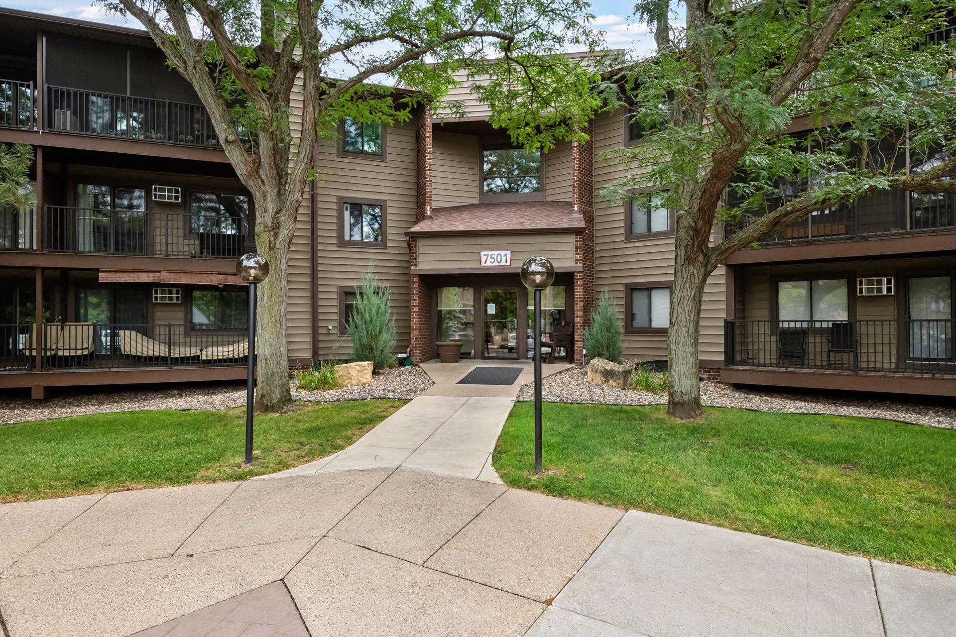 View of Residential at 7501 101st Street #310, Bloomington MN 55438, Bloomington - Mike Wilen | Minnesota Team Real Estate