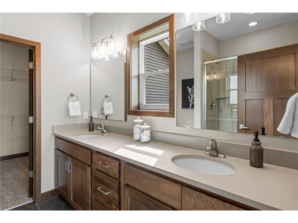 View of Residential at 2870 Victoria Street, Roseville MN 55113, Roseville (11 of 30) - Mike Wilen | Minnesota Team Real Estate