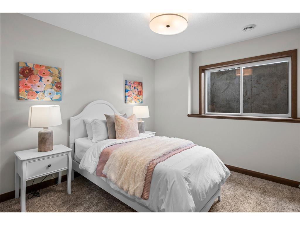 View of Residential at 2870 Victoria Street, Roseville MN 55113, Roseville (18 of 30) - Mike Wilen | Minnesota Team Real Estate