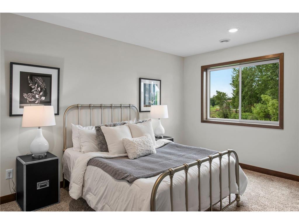 View of Residential at 2870 Victoria Street, Roseville MN 55113, Roseville (17 of 30) - Mike Wilen | Minnesota Team Real Estate