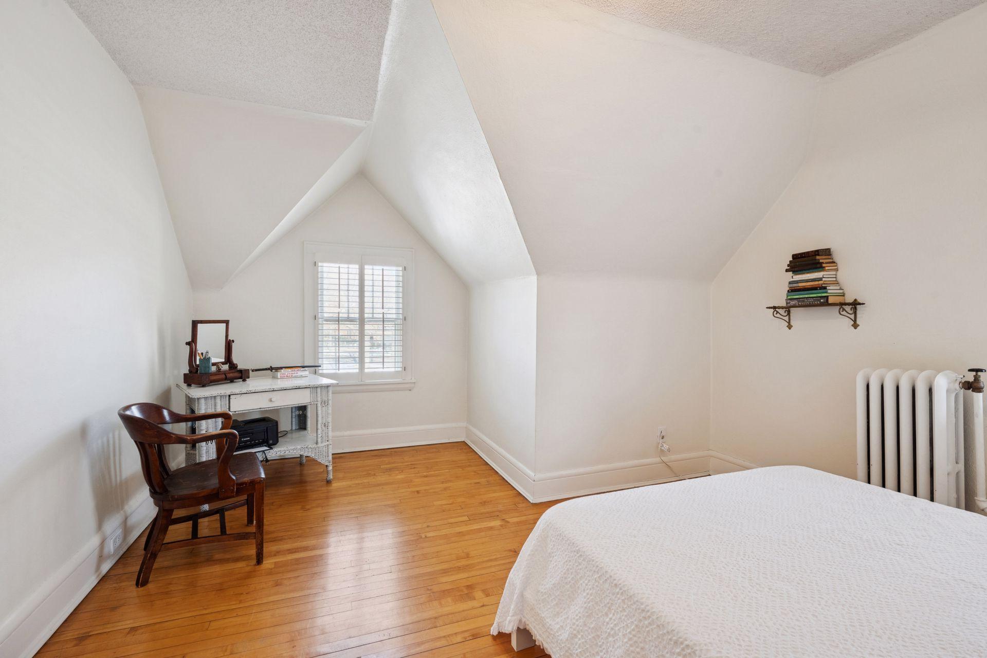 View of Residential at 1222 Douglas Avenue, Minneapolis MN 55403, Minneapolis (37 of 59) - Mike Wilen | Minnesota Team Real Estate