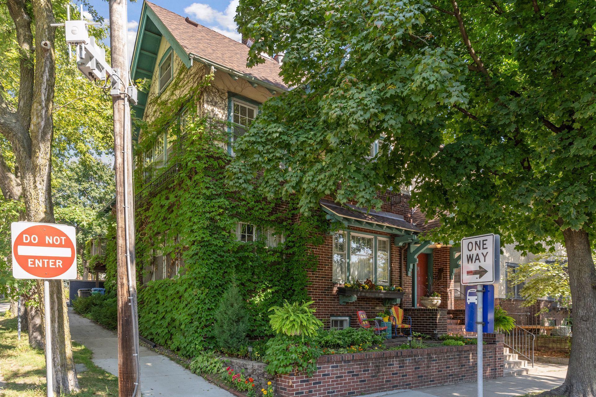 View of Residential at 1222 Douglas Avenue, Minneapolis MN 55403, Minneapolis (4 of 59) - Mike Wilen | Minnesota Team Real Estate
