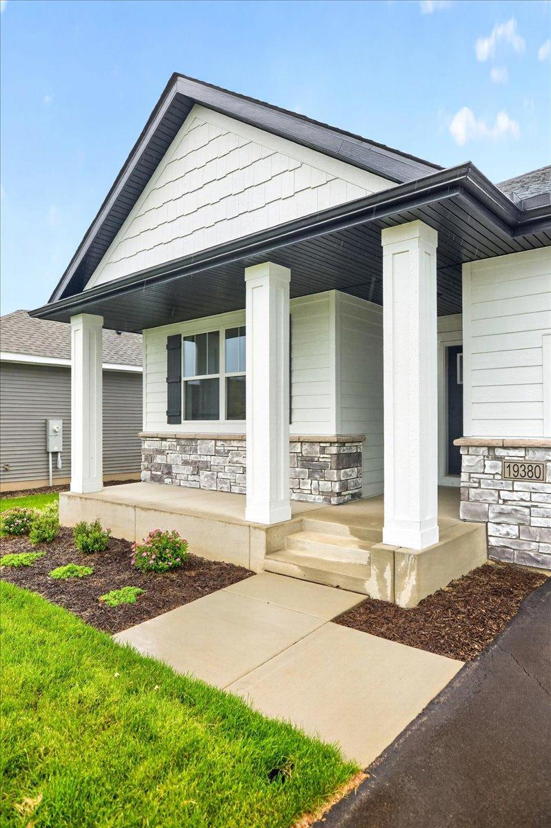 View of Residential at 19380 Everglade Path, Farmington MN 55024, Farmington (2 of 31) - Mike Wilen | Minnesota Team Real Estate