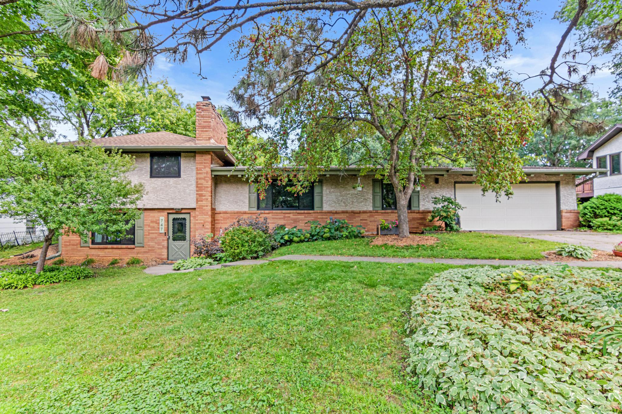 View of Residential at 747 Redwood Lane, New Brighton MN 55112, New Brighton - Mike Wilen | Minnesota Team Real Estate