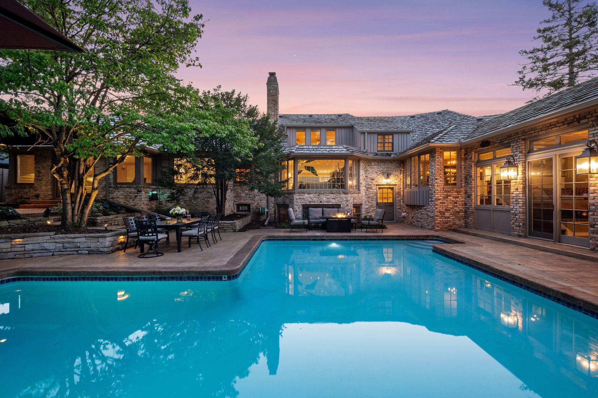 View of Residential at 2501 France Avenue, Saint Louis Park MN 55416, Saint Louis Park (2 of 97) - Mike Wilen | Minnesota Team Real Estate