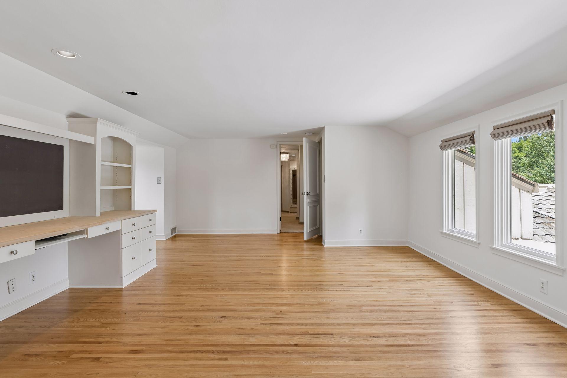 View of Residential at 2501 France Avenue, Saint Louis Park MN 55416, Saint Louis Park (51 of 97) - Mike Wilen | Minnesota Team Real Estate