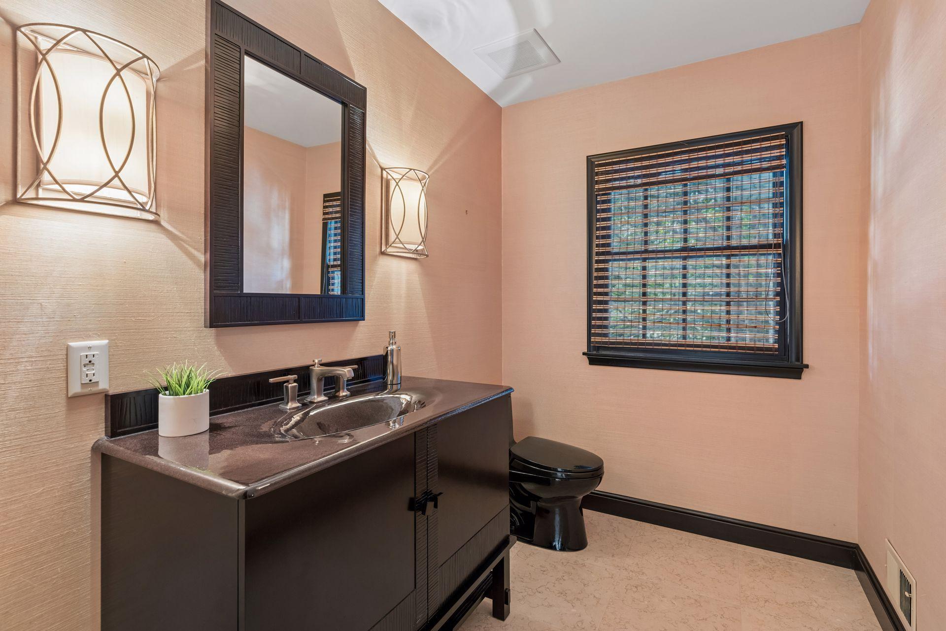 View of Residential at 2501 France Avenue, Saint Louis Park MN 55416, Saint Louis Park (40 of 97) - Mike Wilen | Minnesota Team Real Estate