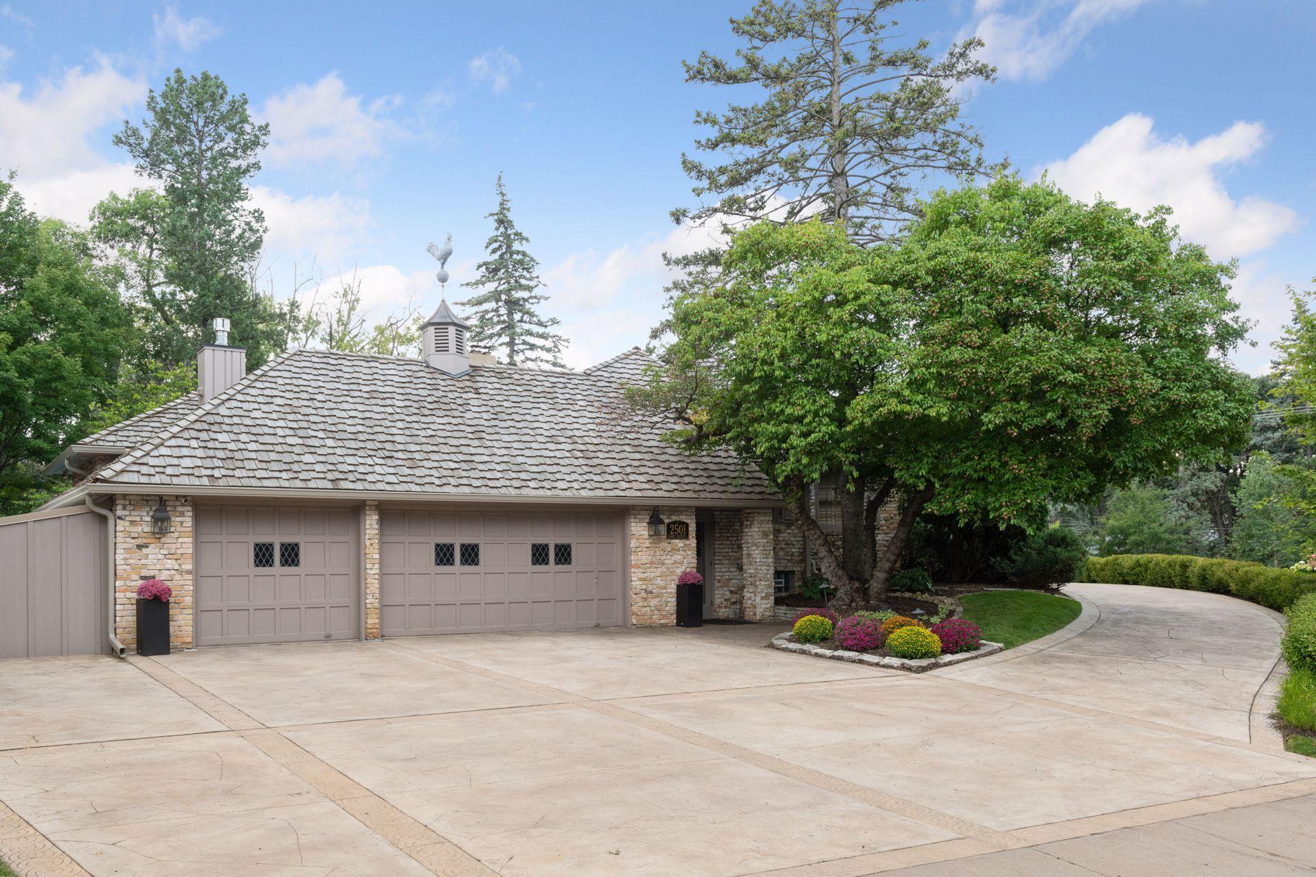 View of Residential at 2501 France Avenue, Saint Louis Park MN 55416, Saint Louis Park (94 of 97) - Mike Wilen | Minnesota Team Real Estate