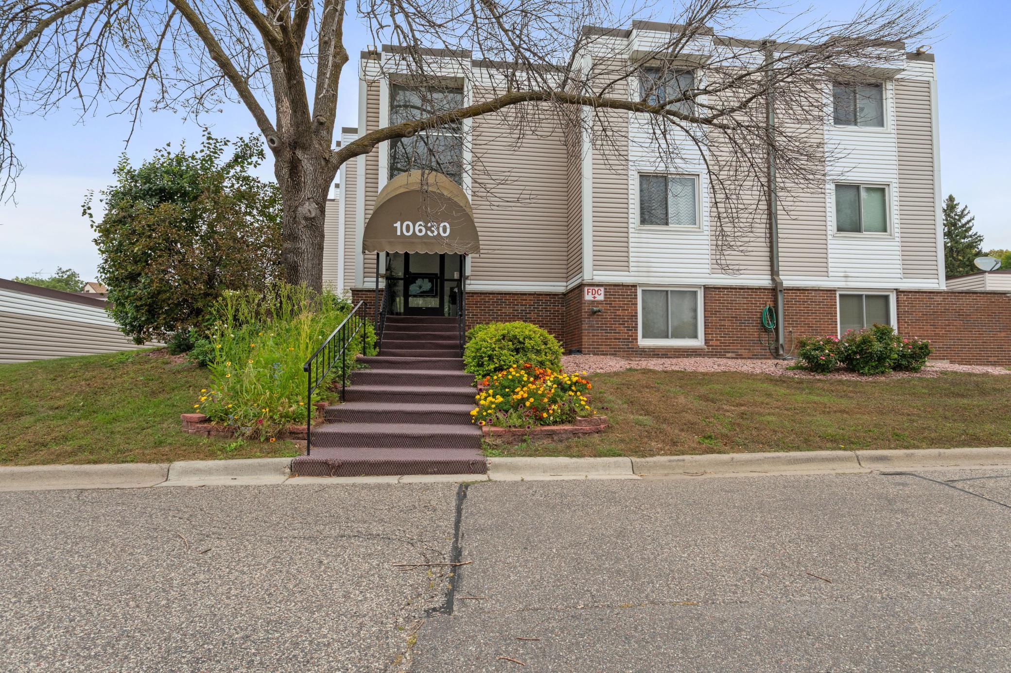 View of Residential at 10630 Rockford Road #205, Plymouth MN 55442, Plymouth - Mike Wilen | Minnesota Team Real Estate