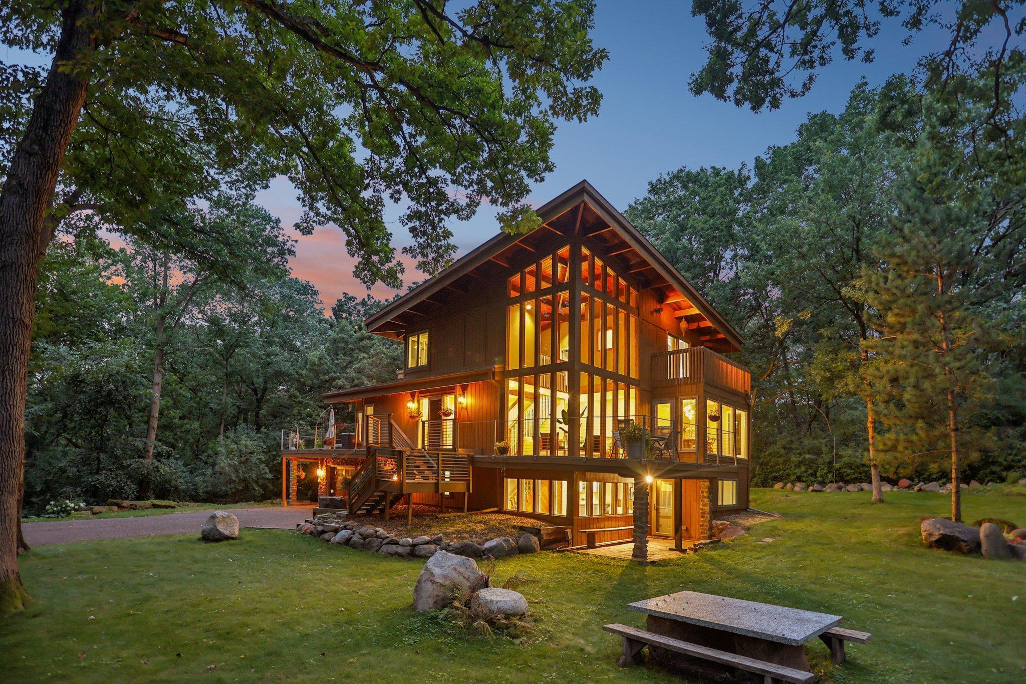 View of Residential at 2404 Sherwood Hills Road, Minnetonka MN 55305, Minnetonka - Mike Wilen | Minnesota Team Real Estate