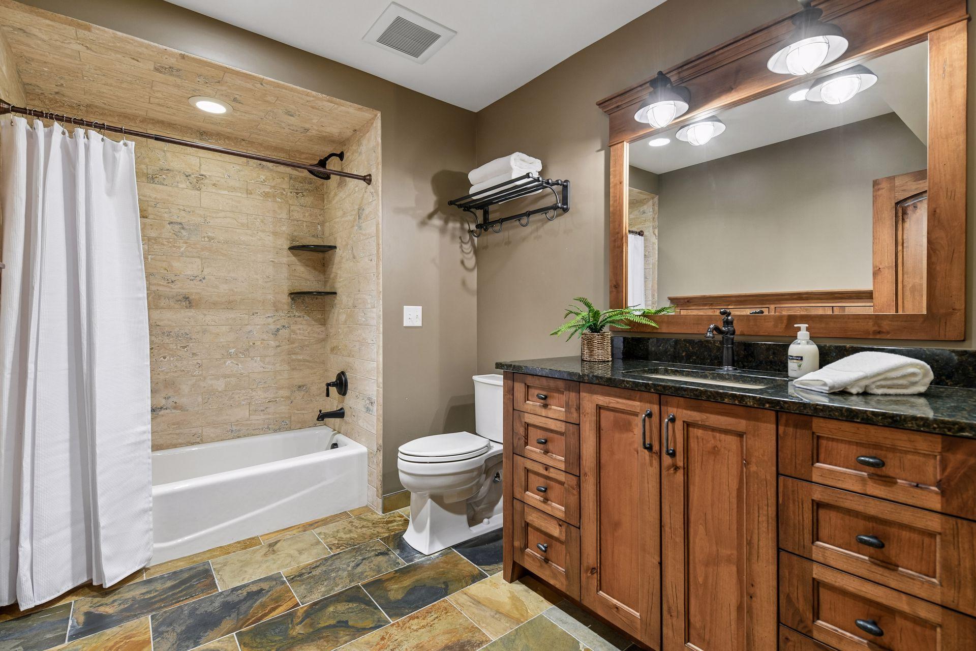 View of Residential at 2323 Huntington Point Road, Minnetonka Beach MN 55391, Minnetonka Beach (25 of 28) - Mike Wilen | Minnesota Team Real Estate