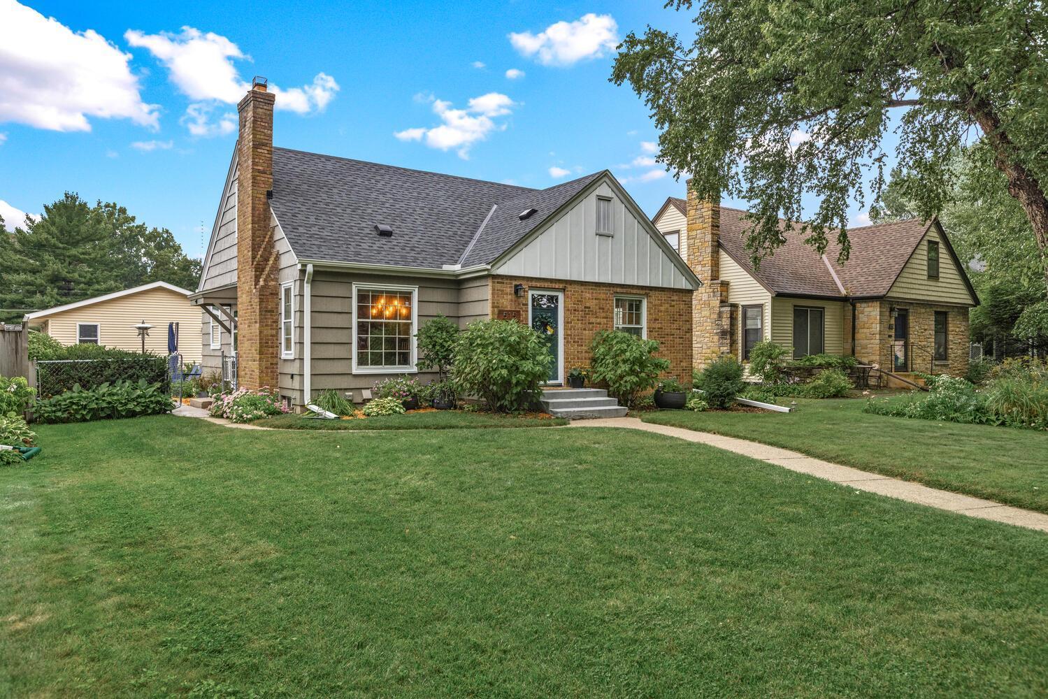 View of Residential at 515 Raymond Avenue, Saint Paul MN 55104, Saint Paul - Mike Wilen | Minnesota Team Real Estate