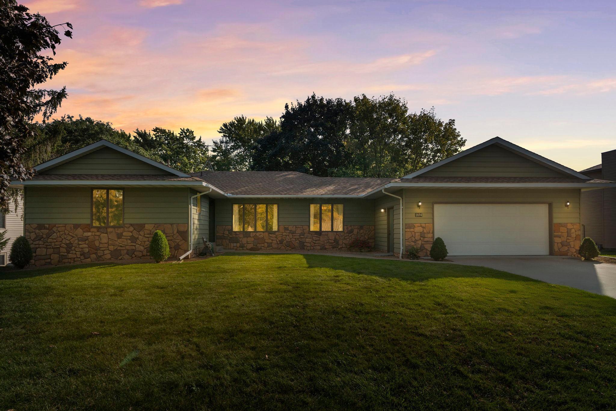 View of Residential at 1694 Humboldt Avenue, West Saint Paul MN 55118, West Saint Paul - Mike Wilen | Minnesota Team Real Estate