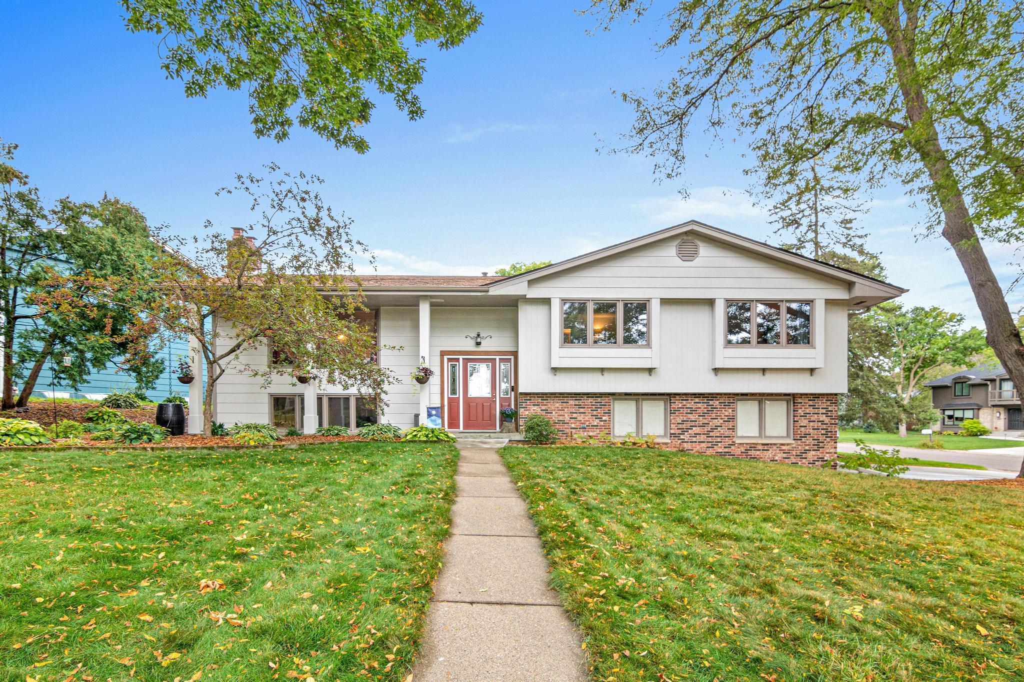 View of Residential at 2717 Lamplighter Lane, Crystal MN 55422, Crystal - Mike Wilen | Minnesota Team Real Estate