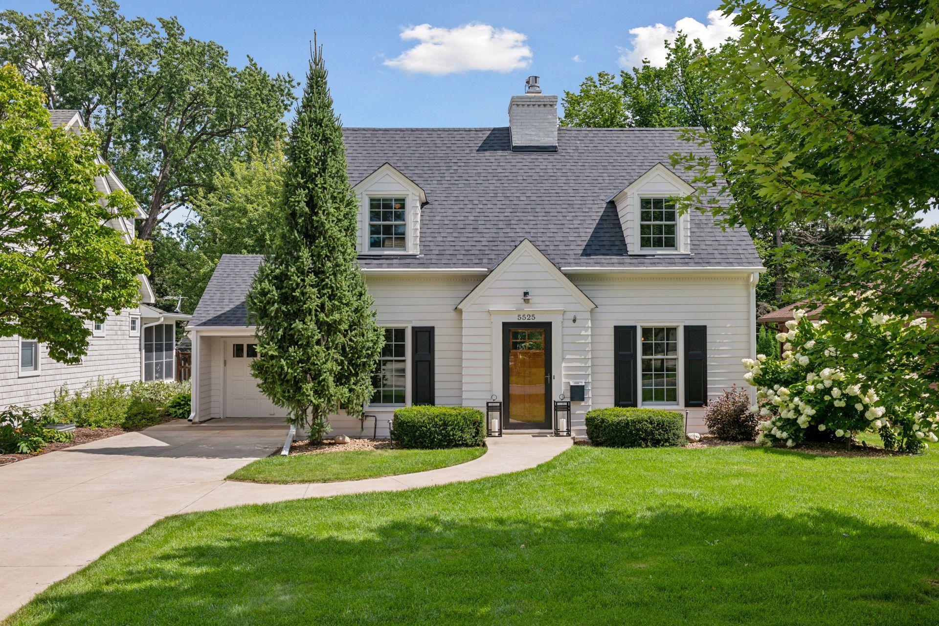 View of Residential at 5525 Oaklawn Avenue, Edina MN 55424, Edina - Mike Wilen | Minnesota Team Real Estate