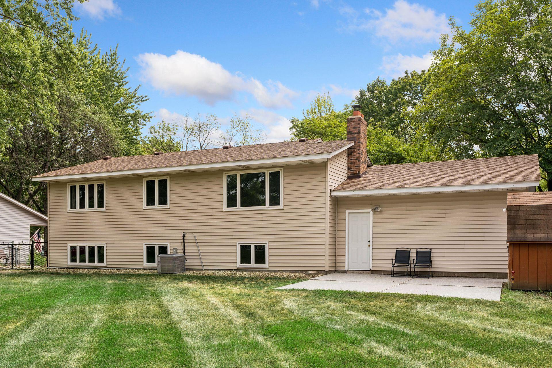 View of Residential at 10650 105th Avenue, Maple Grove MN 55369, Maple Grove (37 of 42) - Mike Wilen | Minnesota Team Real Estate